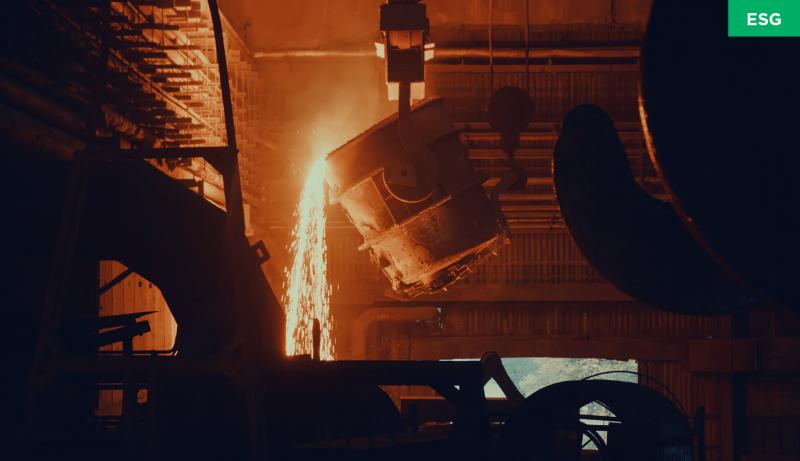 Steel factory molten metal in vat